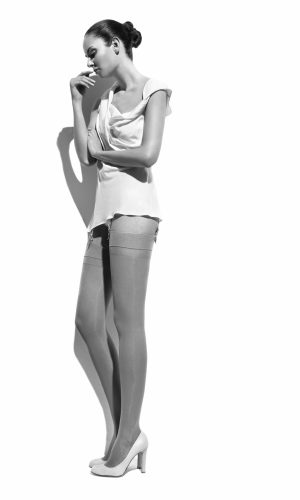 SEGRETA 140 DEN Medium-Strong Support Compression Stockings