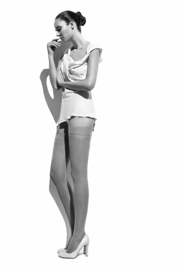 SEGRETA 140 DEN Medium-Strong Support Compression Stockings