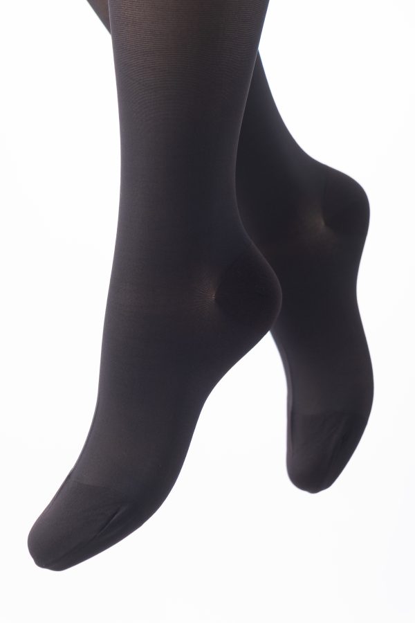 SEGRETA Silhouette Derm® 120 DEN Knee High Compression Socks